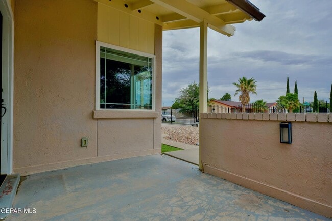Building Photo - 10348 Darin Rd