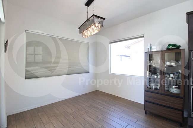 Building Photo - 8523 W Palo Verde Dr