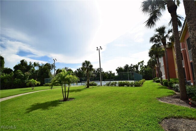 Building Photo - 6481 Aragon Way