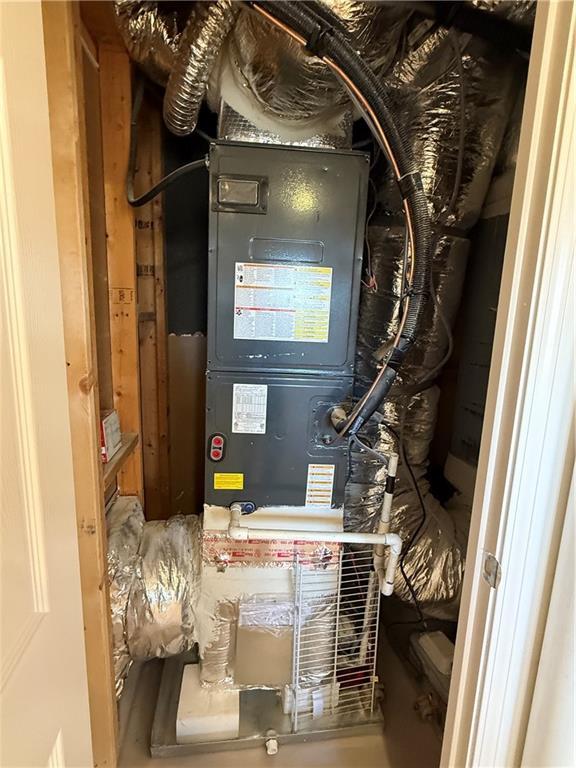 Building Photo - 456 Poverty Acres Rd