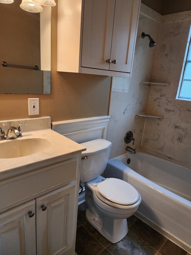 Building Photo - 8807 Creek Trail