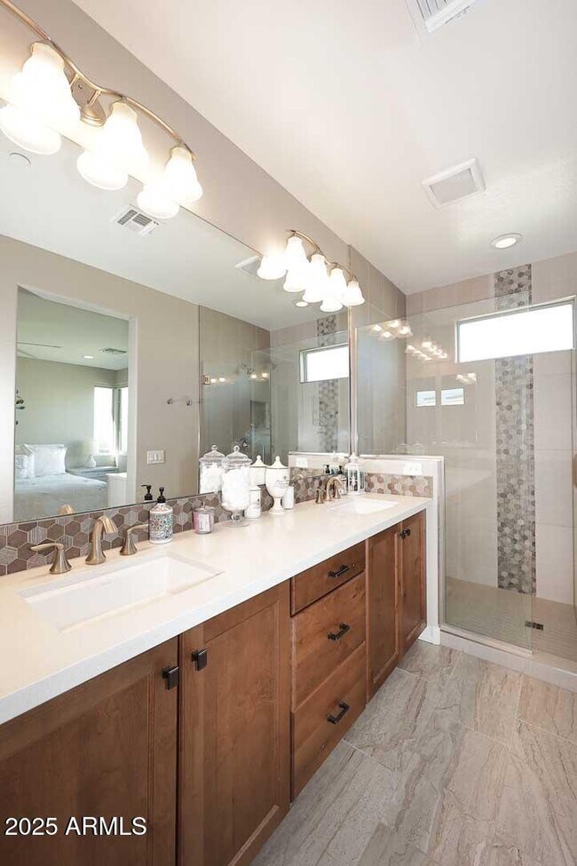 Building Photo - 7338 E Casitas Del Rio Dr