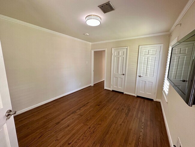 Building Photo - Wonderful newly updated home for rent in t...