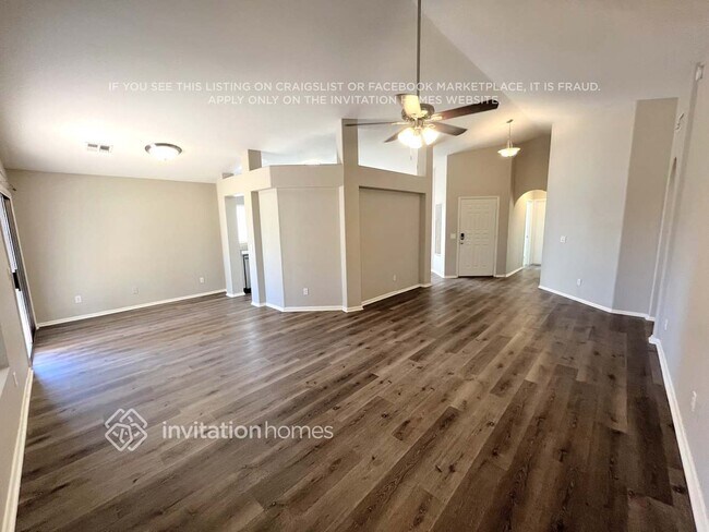 Building Photo - 8677 N 108th Ln