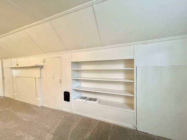 Building Photo - ne4th