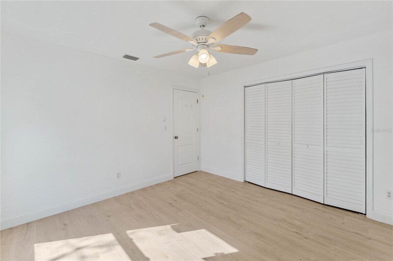 Building Photo - 5344 Lowell Ave