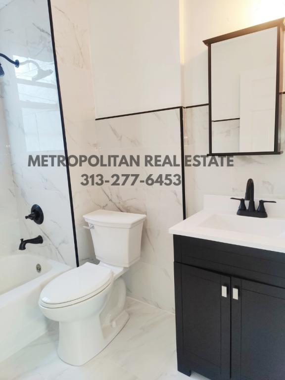 Building Photo - 22340 Park St