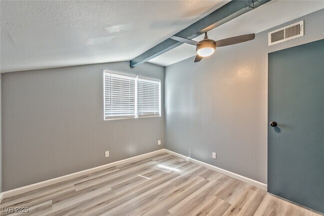 Building Photo - 7216 Archcrest Ave