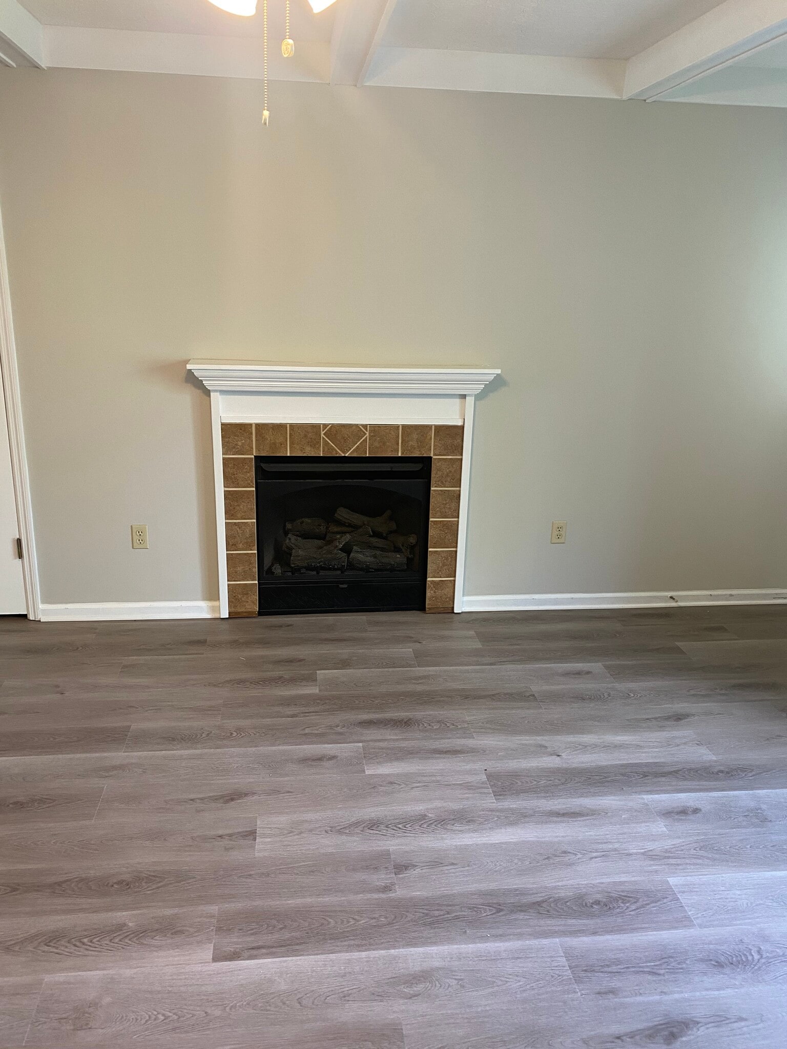 Building Photo - 5475 Archway Dr