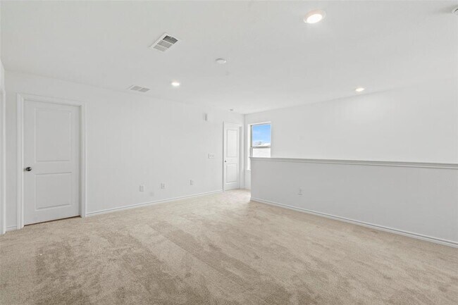 Building Photo - 15226 Cyn Rpds Rd