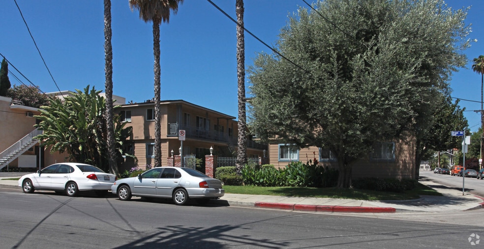 Building Photo - 4685 Orion Ave