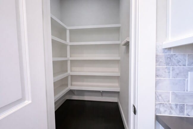 Building Photo - 10806 Warwana Rd