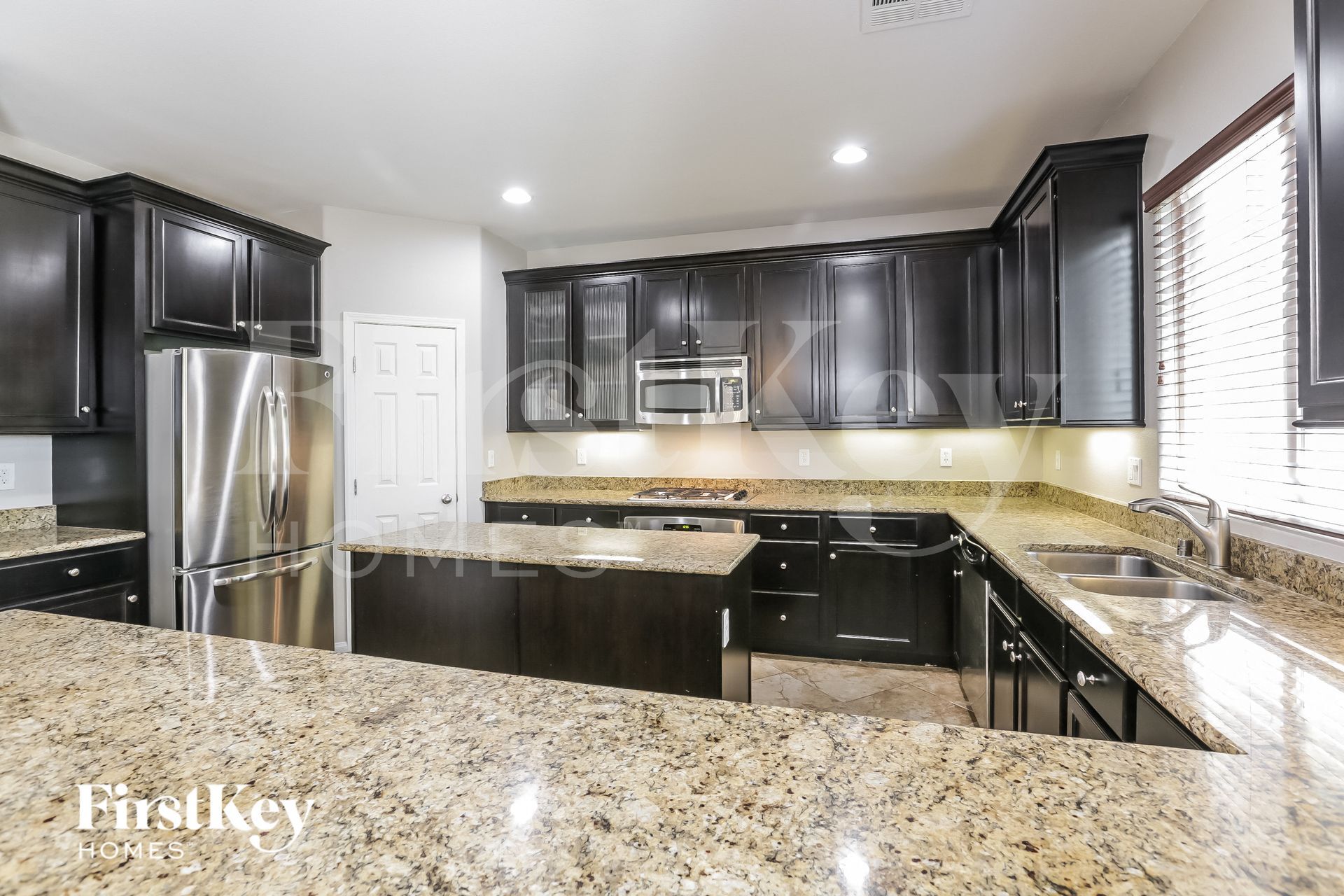 Building Photo - 8048 Carr Valley St