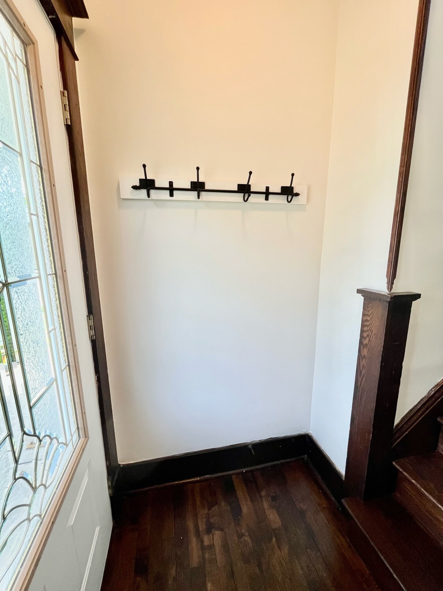 Front Entryway - 2900 NE Tyler St