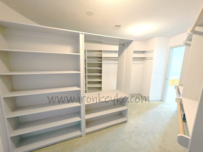 Building Photo - 14112 Windsor St