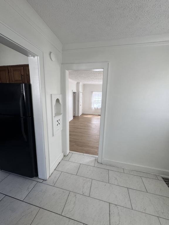 Building Photo - 1620 W Pine St