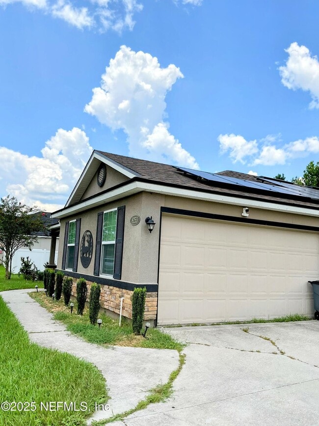 Building Photo - 8253 Golden Bamboo Dr