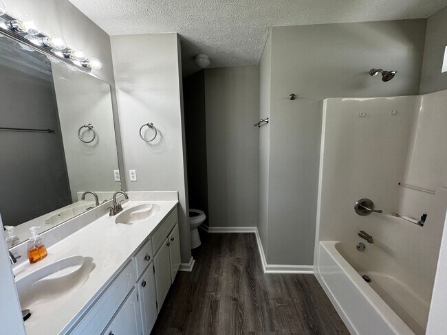 Building Photo - Bid-A-wee 3 bedroom