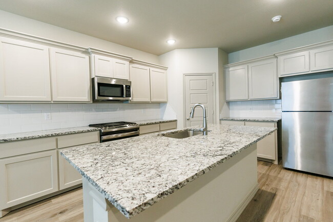 Building Photo - Wonderful 3/2 in Wolfforth!!!