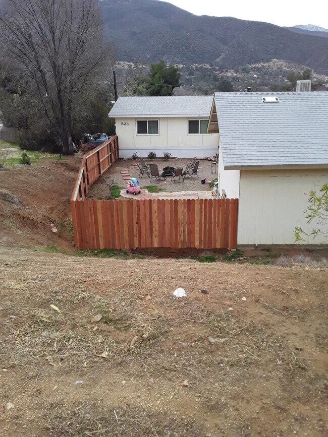 Building Photo - 523 Piute St