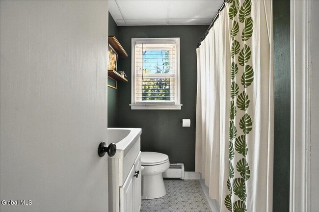 Building Photo - 4 Willey St