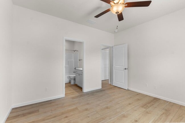 Building Photo - Bertling 1112 11