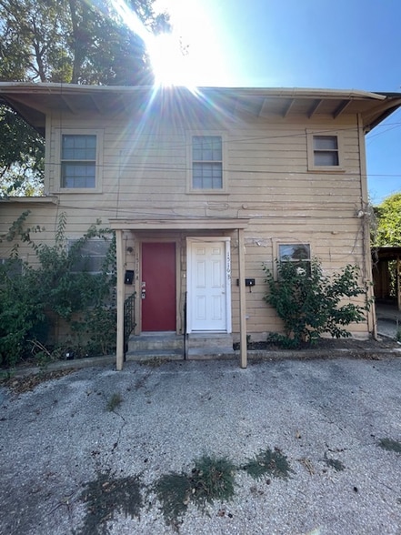 Primary Photo - 1516 N 5th St