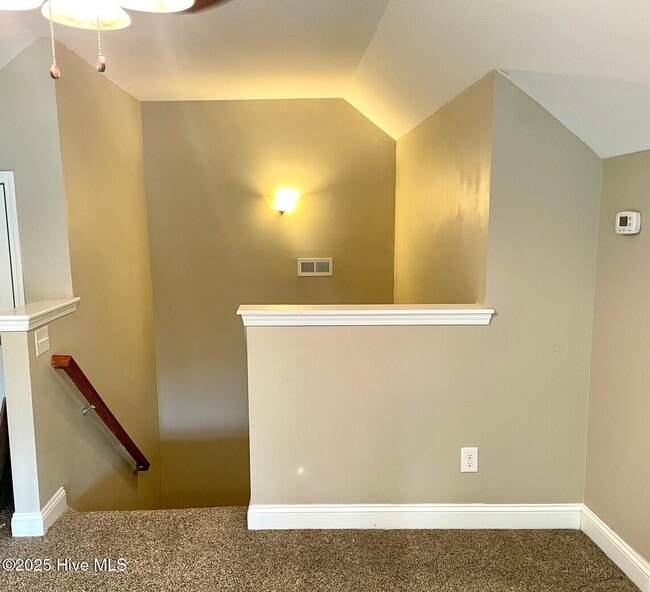 Building Photo - 116 Navy Blue Dr