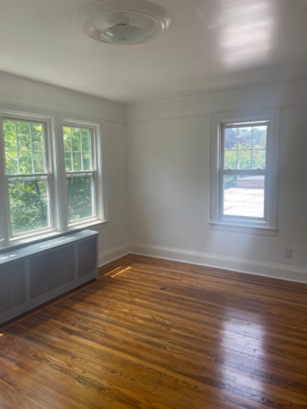 Building Photo - 0 Cromwell Ave