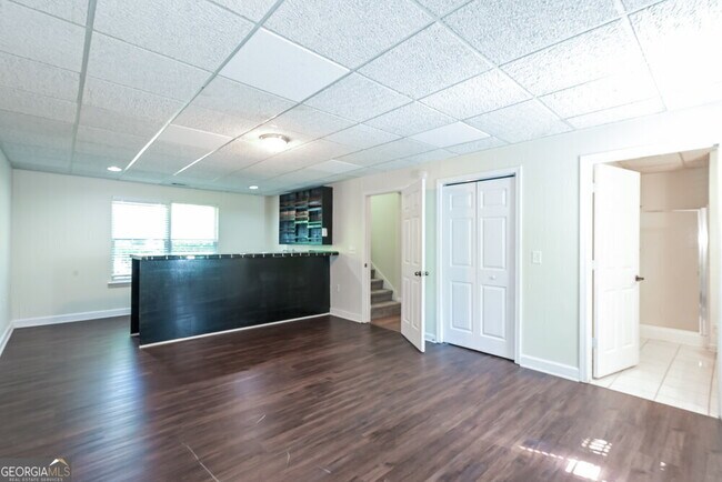 Building Photo - 3905 Saddlecreek Dr