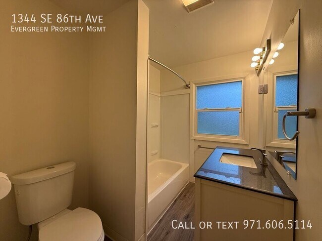 Building Photo - 1344 SE 86th Ave