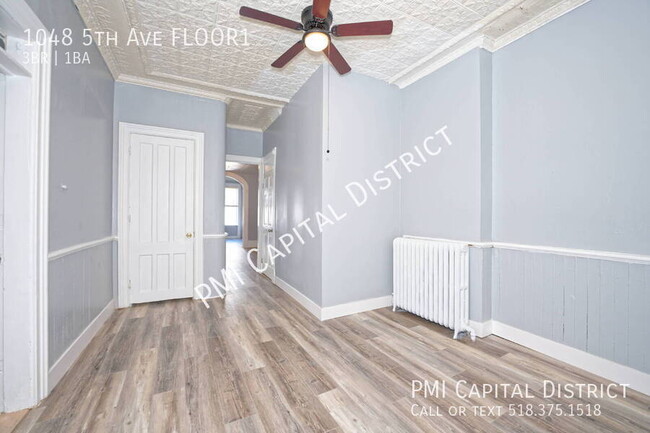 Building Photo - 1048 5th Ave
