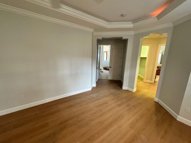 Building Photo - 8122 Whitford Ct
