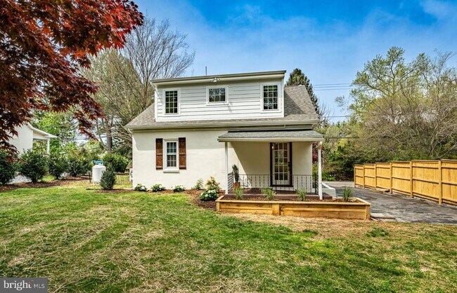 Building Photo - 539 Northbrook Rd