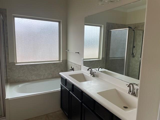 Building Photo - 10004 Epic Knoll Dr