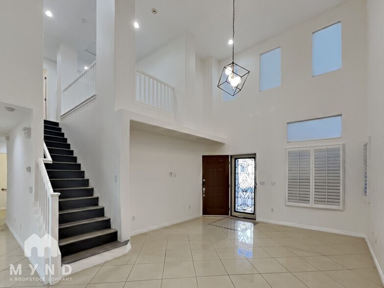 Building Photo - 9322 Boulder Opal Ave