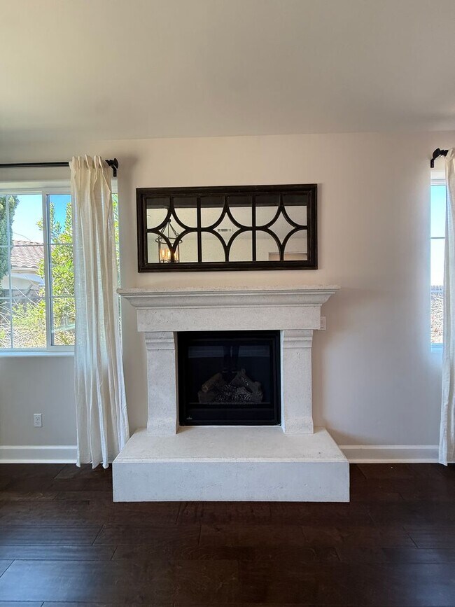 Building Photo - Newer Single Story Model Home Located In The Meadows at Rice Ranch with Three Car Garage