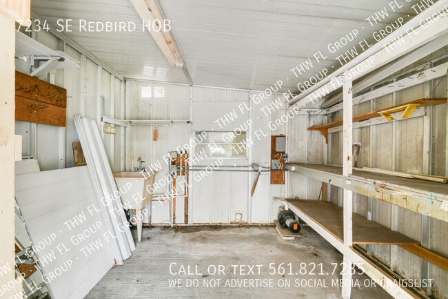 Building Photo - 7234 SE Redbird Cir