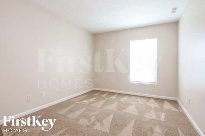 Building Photo - 4352 Mahogany Dr