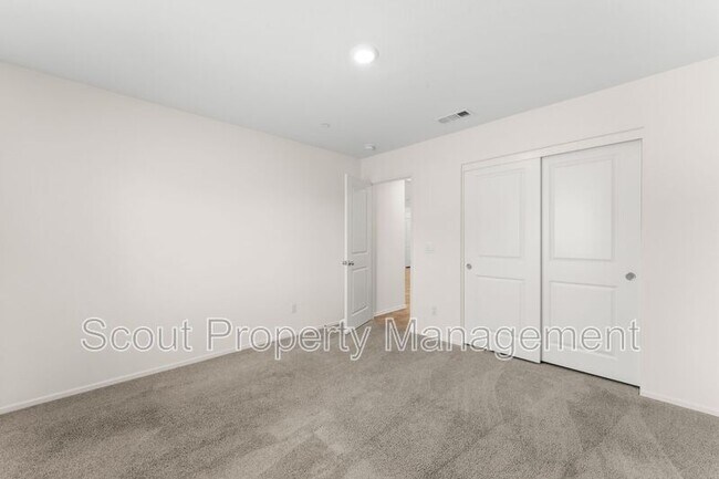 Building Photo - 28841 Cutlass St