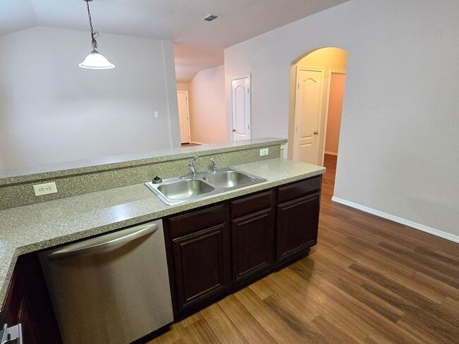 Building Photo - 8205 3 Bars Dr