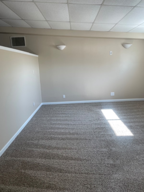 Building Photo - 1330 E 58th St