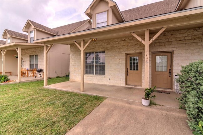 Building Photo - 126 Sandstone Dr
