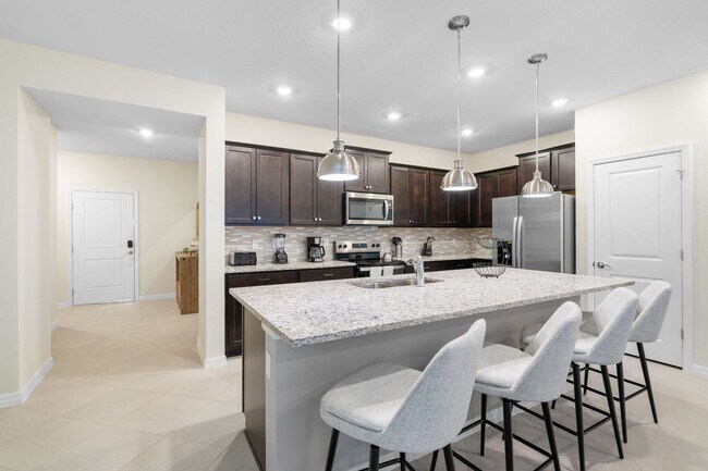 Building Photo - 1260 Blue Paradise Wy