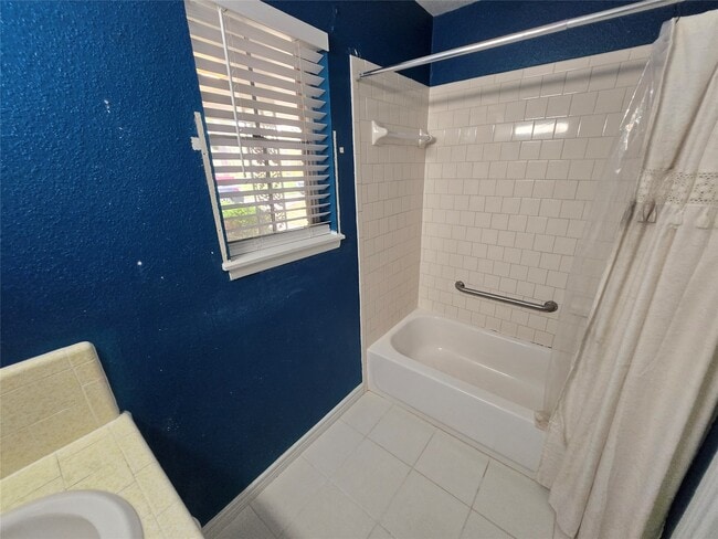 Building Photo - 24312 Carlton Rd