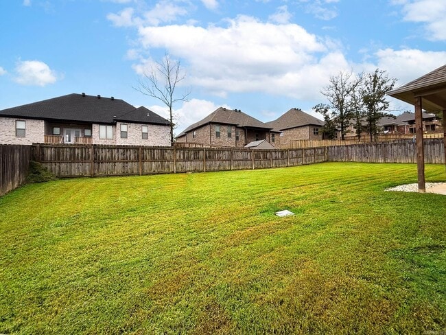 Building Photo - 17317 Crooked Oak Dr