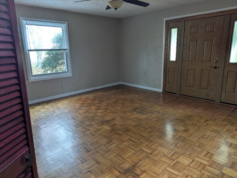 Building Photo - 1721 Allentown Rd