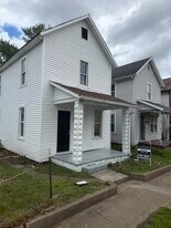 Building Photo - 1144 Adams St
