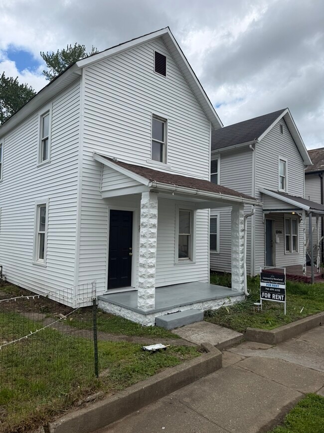 Building Photo - 1144 Adams St
