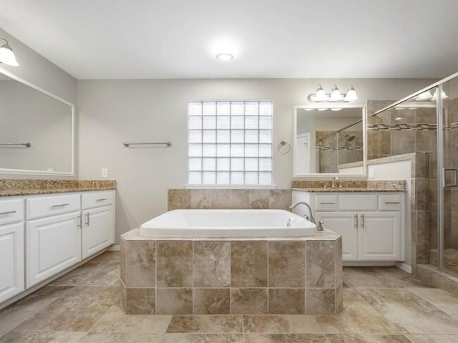 Building Photo - 1108 Beall Landing Ct